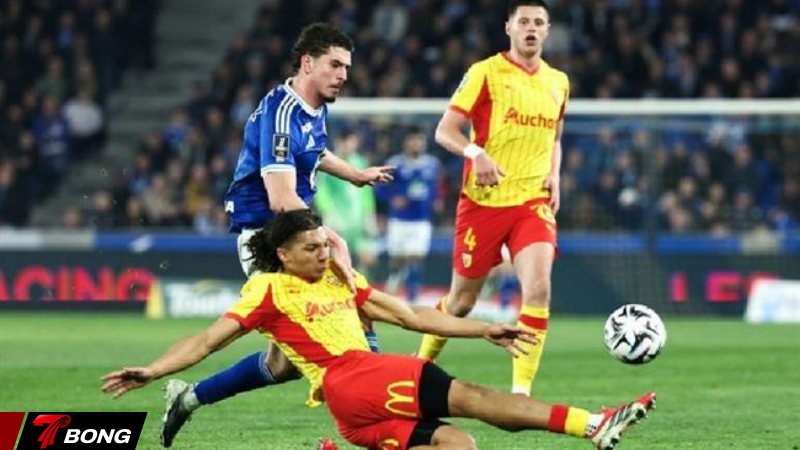 Metz đang bị dồn vào thế chân tường tranh suất trụ hạng Ligue 1